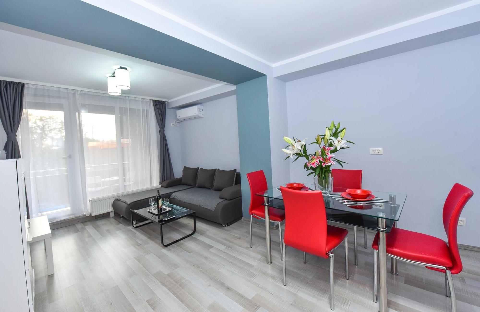 Dracula Adventure Tours Accommodation Букурещ Екстериор снимка